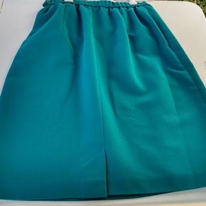 FLASH SALE -  GUC  - VINTAGE TEAL SUIT - 4P!!!